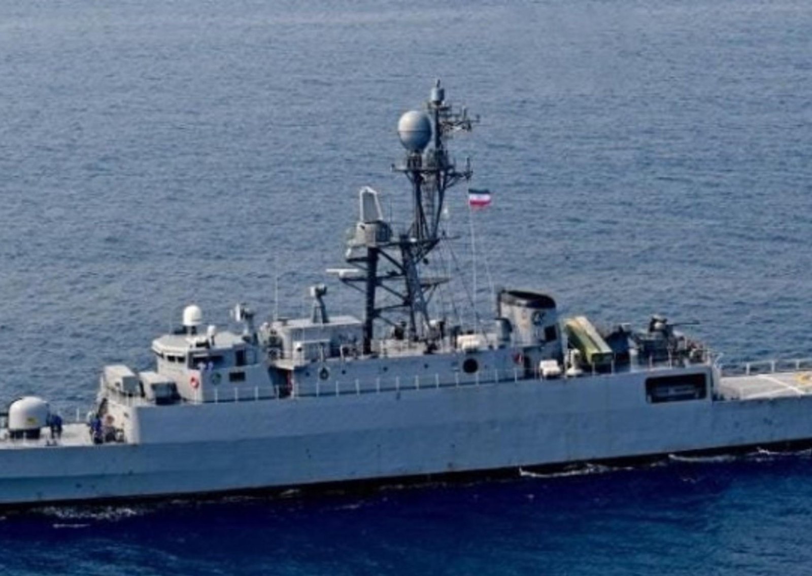 Un submarino de Estados Unidos hundió un barco iraní cerca de Sri Lanka: al menos 87 muertos y 61 desaparecidos