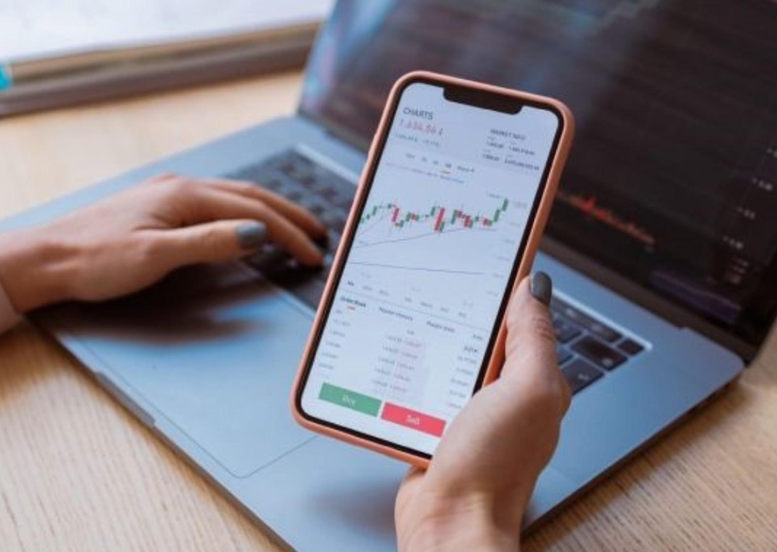 Invertir a los 50 para el retiro: los 7 pasos clave para empezar y no correr grandes riesgos