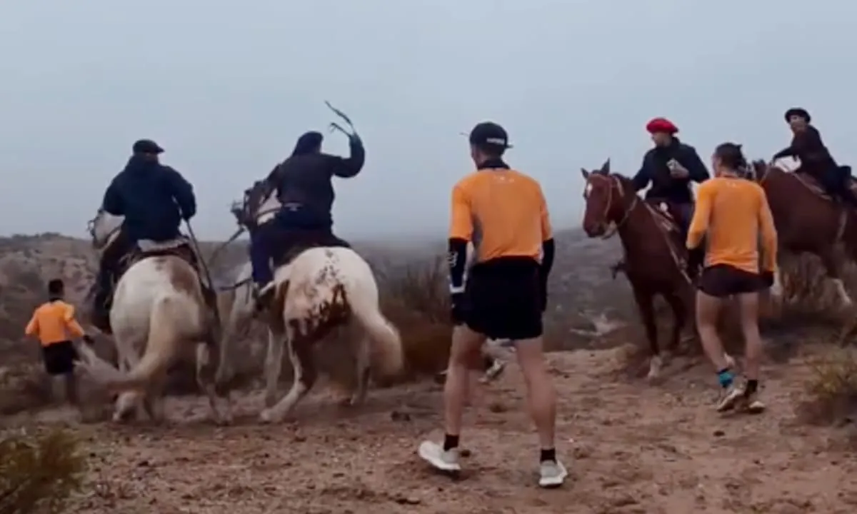 Los organizadores de la carrera explicaron el trasfondo del ataque de jinetes a los participantes en Río Negro