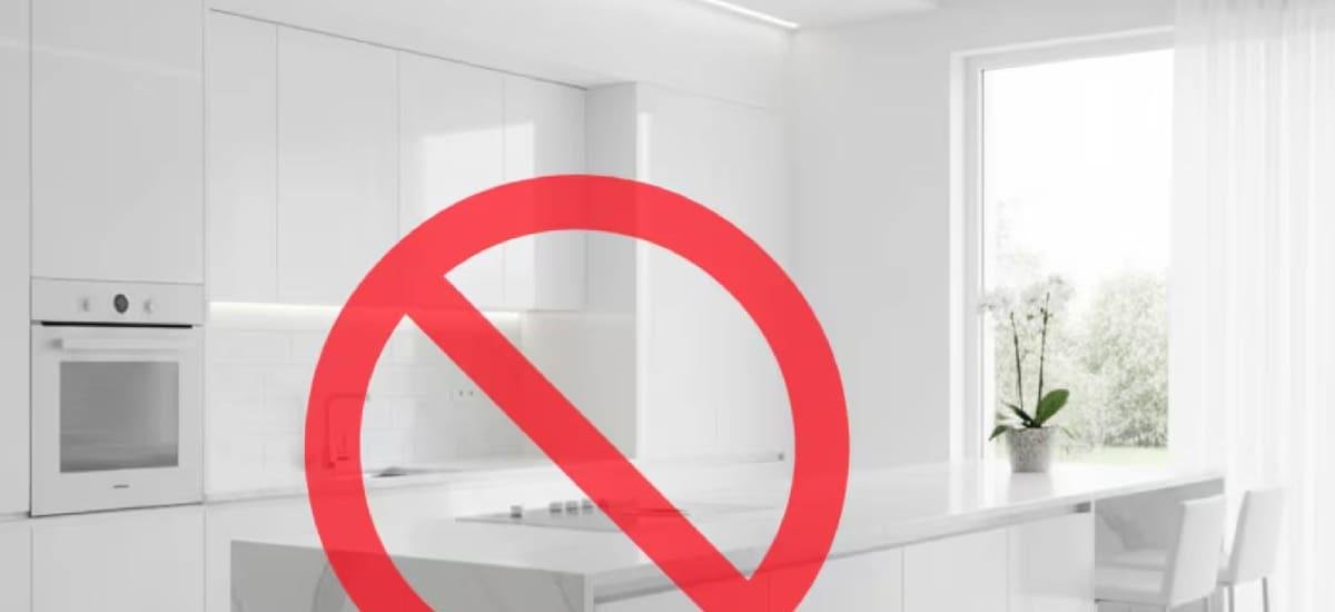 Adiós a las cocinas blancas: la nueva tendencia más elegante que llega en 2026