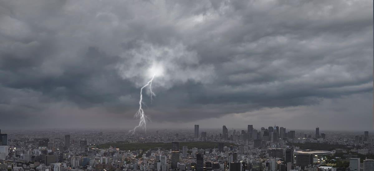 El cielo se partirá en dos y llega el primer gran diluvio de febrero con granizo y ráfagas de viento: los municipios bajo alerta