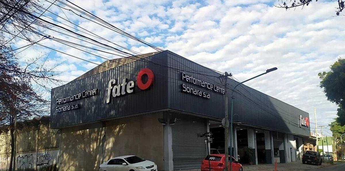 Conflicto en FATE: organizan un festival solidario en la Facultad de Filosofía y Letras en apoyo a los trabajadores