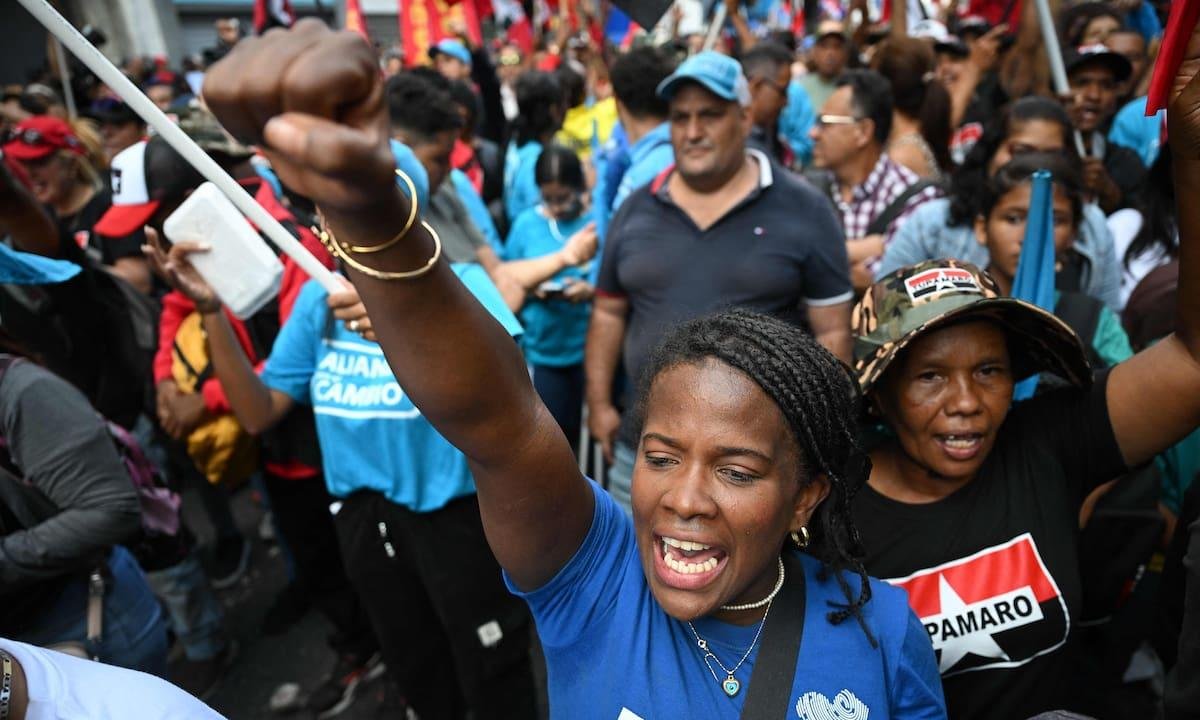 Cómo se fue transformando el chavismo durante 25 años con la meta de preservar el poder