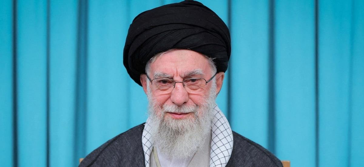 Ali Khamenei tomó el poder y lo mantuvo, a un costo sangriento