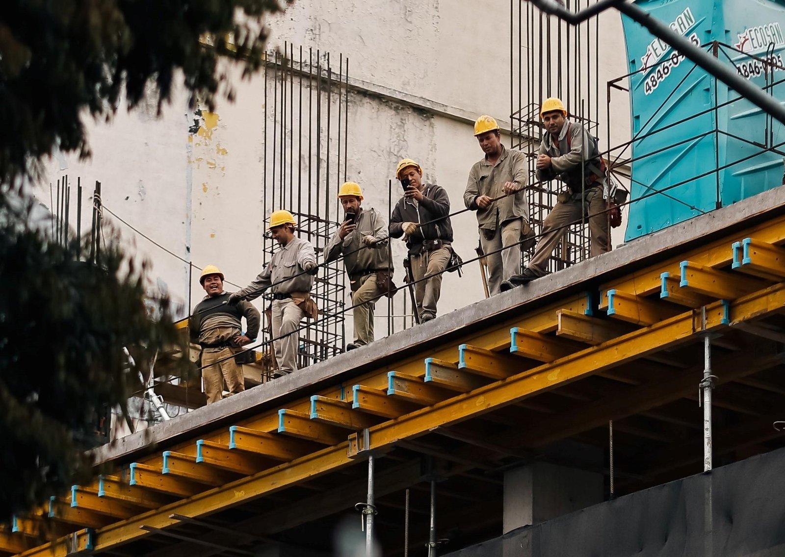 La actividad repuntó a fin de año por el agro pero terminó 2025 con señales de estancamiento y por debajo de lo pautado con el FMI
