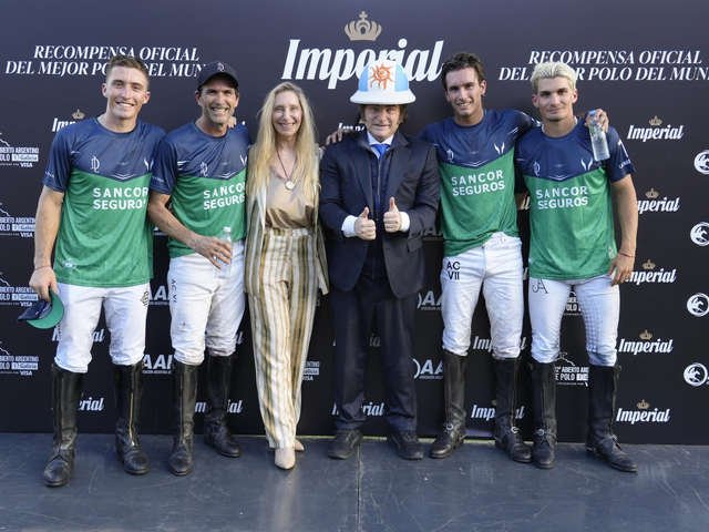 Javier Milei y sus medidas, EN VIVO: el Presidente disfrutГі de un dГ­a de polo y celebrГі con Adolfo Cambiasso