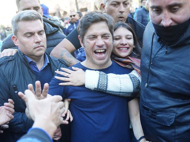 Una nueva encuesta enfrentГі a Kicillof contra Cristina en el GBA y hubo paliza: 22 a 2
