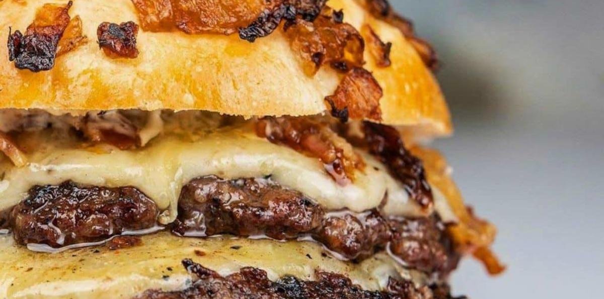 La Noche de las Hamburgueserías: cómo comprar combos de hamburguesa a mitad de precio en más de 200 restaurantes