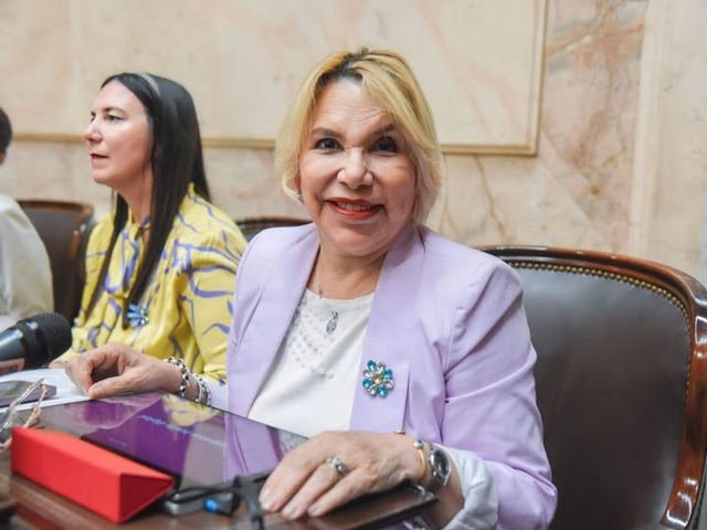 Una diputada cuestionГі a la ANMAT y se mostrГі contra la vacunaciГіn obligatoria: вЂњNo me pueden ir a buscar con la PolicГ­a para que me vacuneвЂќ