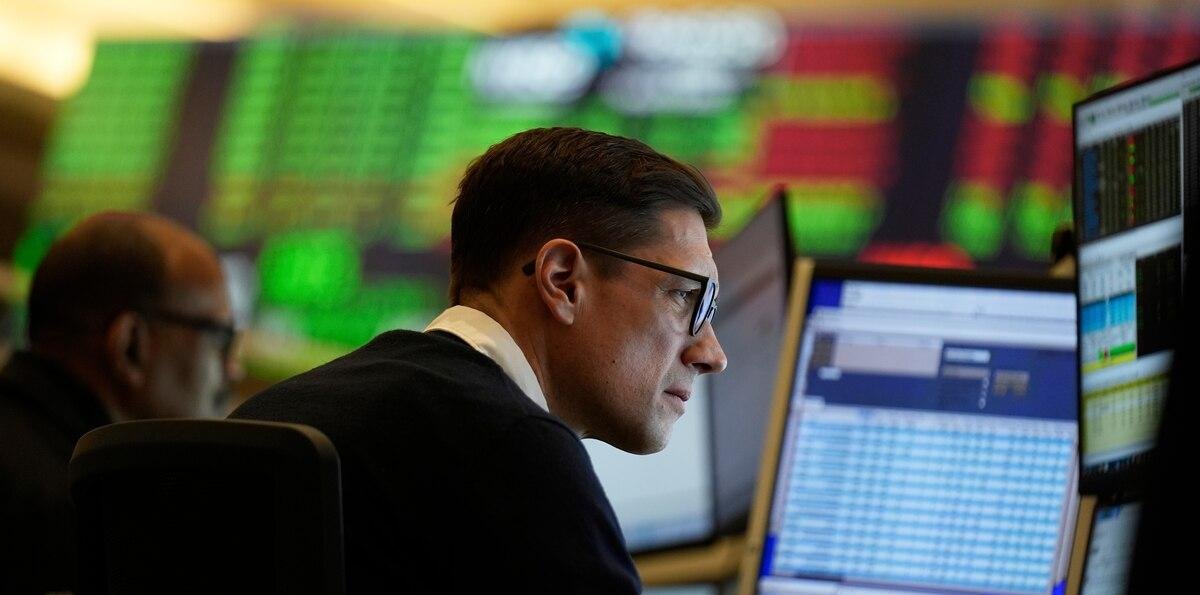 Mercados mexicanos caen arrastrados por conflicto en Medio Oriente