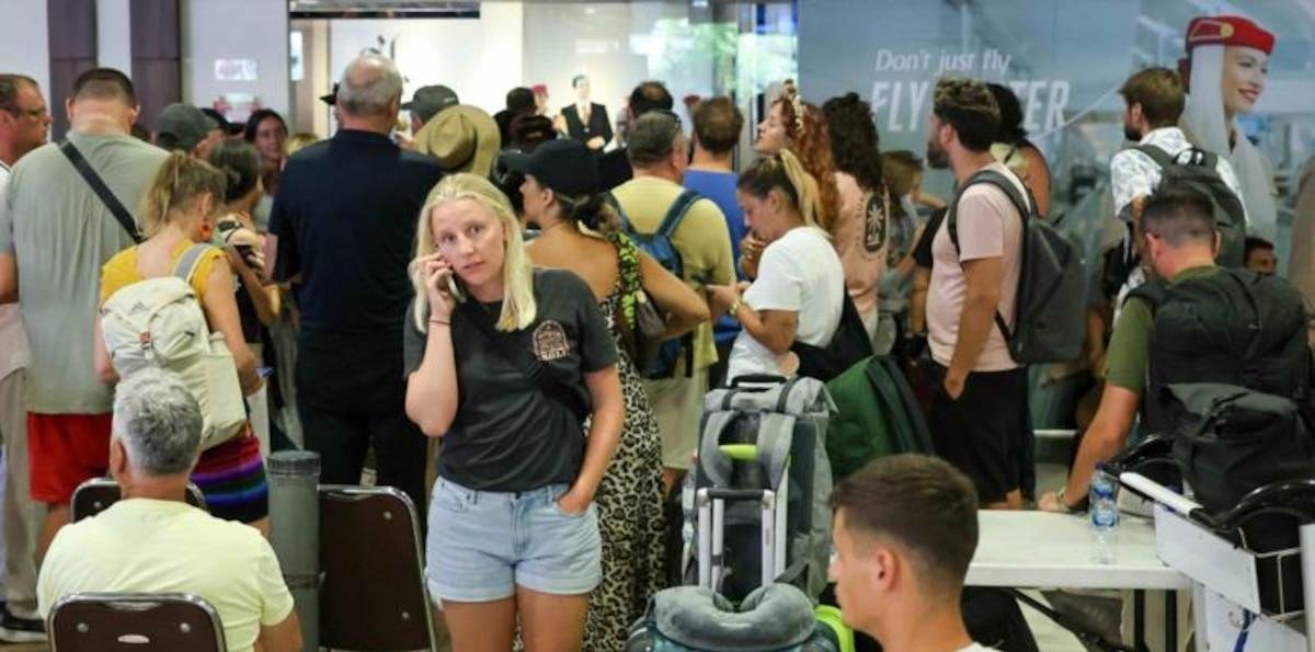 El conflicto en Medio Oriente causa el peor caos aéreo global desde la pandemia de Covid-19