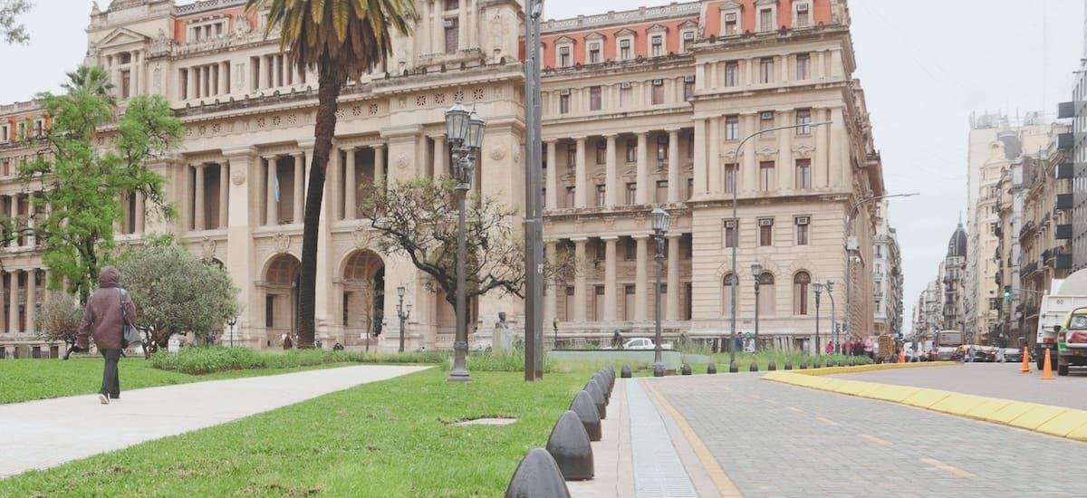 El Gobierno dejó vacante un cargo judicial clave y crece la alarma por la acefalía del sistema - El Cronista