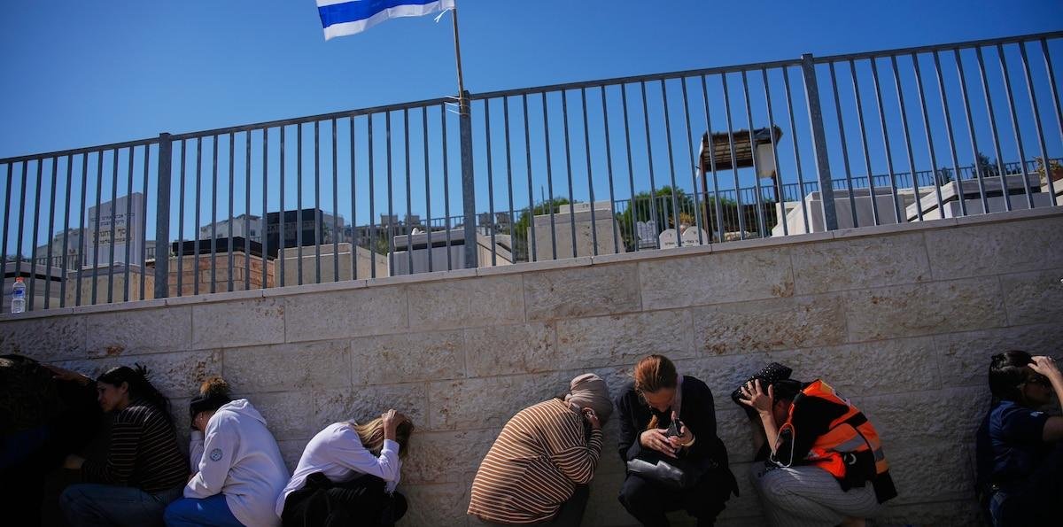 Israel, paralizado por una nueva guerra: misiles, alertas constantes y el temor a una escalada mundial