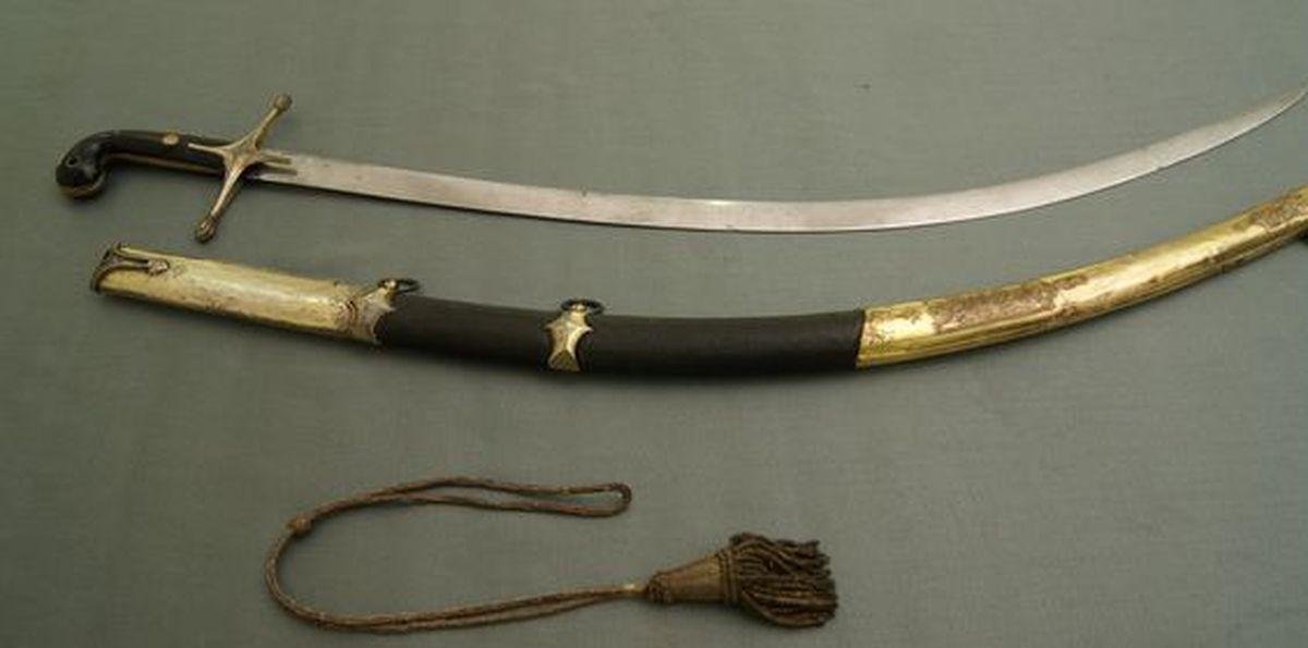 Historiadores repudian el traslado del sable corvo de San Martín y piden que vuelva al Museo Histórico Nacional