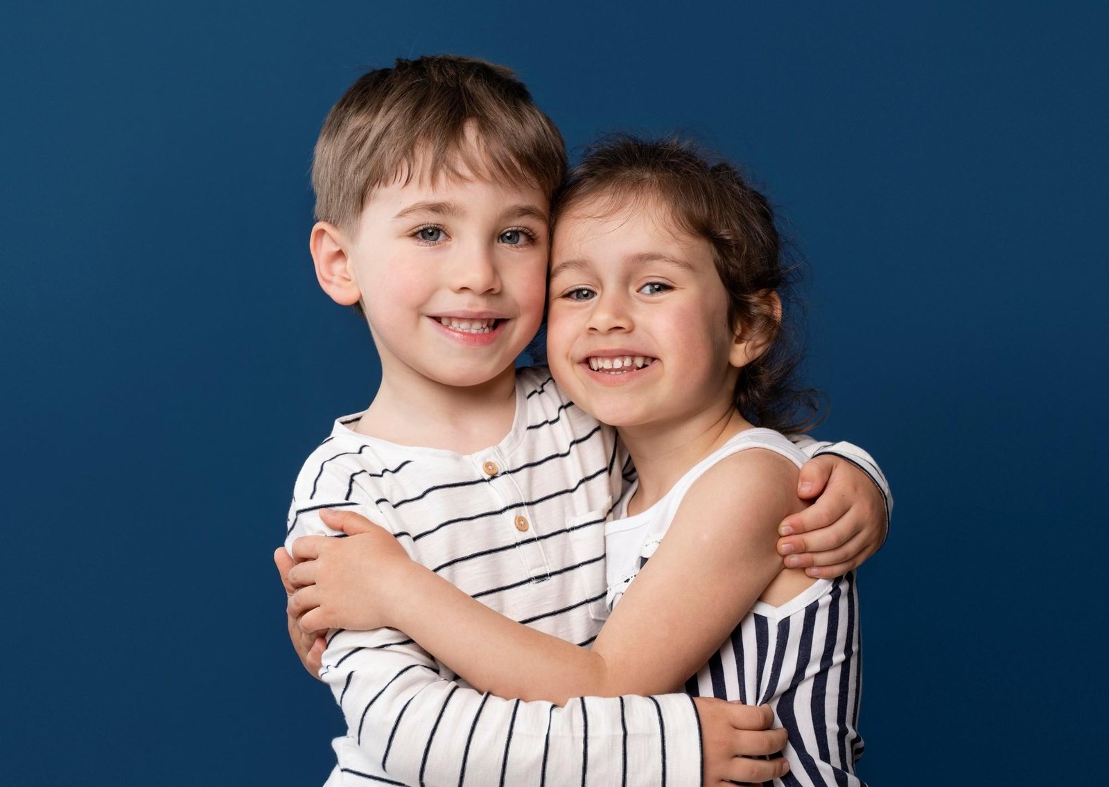 Día del Hermano 2026: las mejores frases para compartir por WhatsApp hoy, 4 de marzo