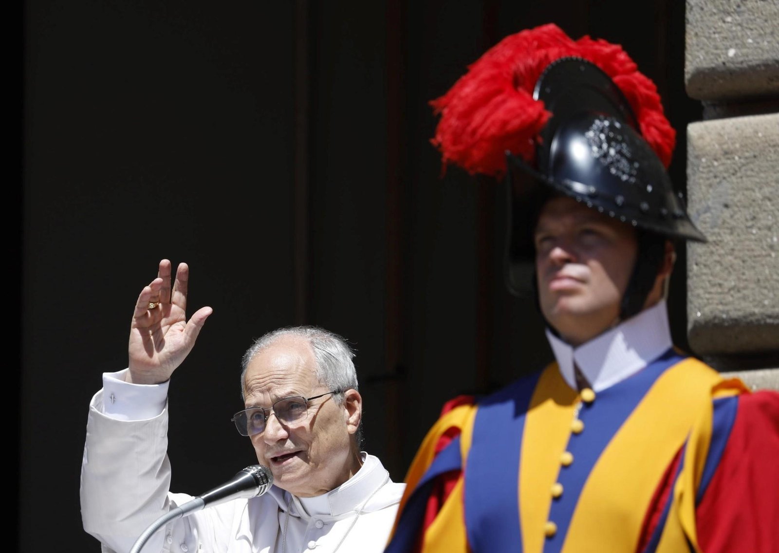 León XIV pidió "detener la espiral de violencia antes de que se vuelva imparable"