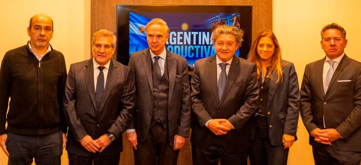 Miguel Ángel Pichetto y Carlos Kikuchi encabezaron el encuentro “Argentina Productiva” en La Plata
