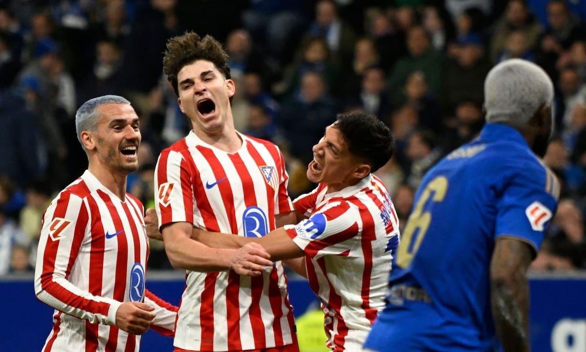Julián Alvarez le dio el triunfo a Atlético de Madrid sobre Oviedo con un gol en el último minuto