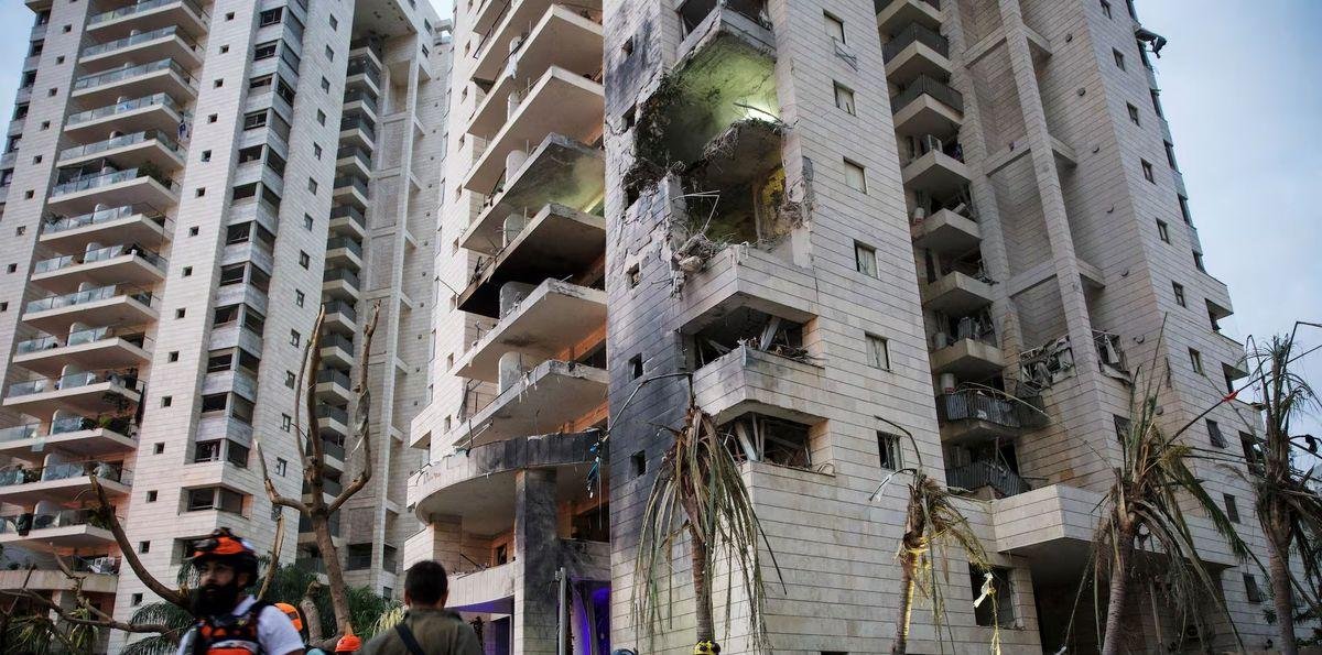 La embajada en Israel confirmó que hay más de 100.000 argentinos bajo alerta por los ataques de Irán en Medio Oriente