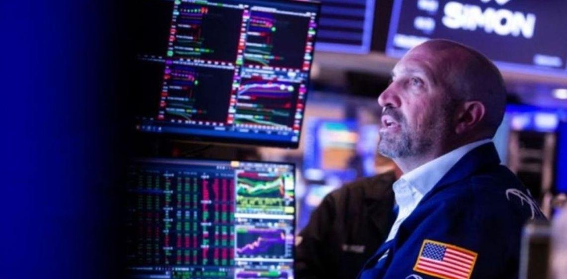 Wall Street abre al alza tras las pérdidas por la guerra en Oriente Medio