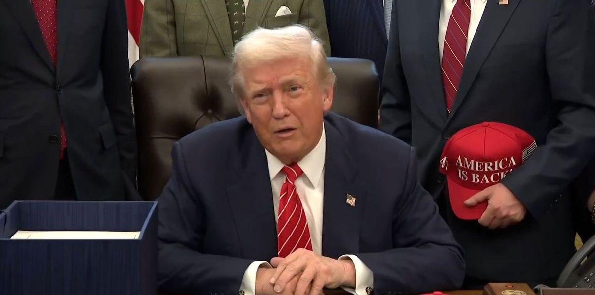 Donald Trump atacó a otra periodista tras ser consultado por el caso Epstein: “Eres la peor periodista... Nunca te he visto sonreír”