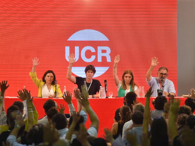 La UCR fijГі fecha para elegir al sucesor de MartГ­n Lousteau: posibles candidatos y un cambio de rumbo para el radicalismo