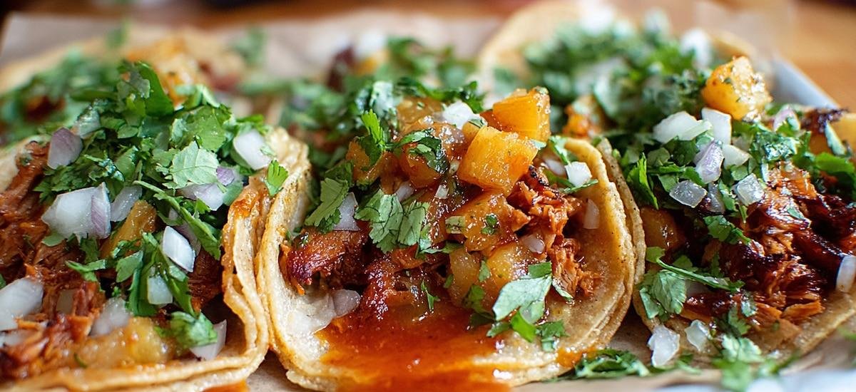 Cómo preparar tacos al albañil: una receta mexicana sencilla y abundante