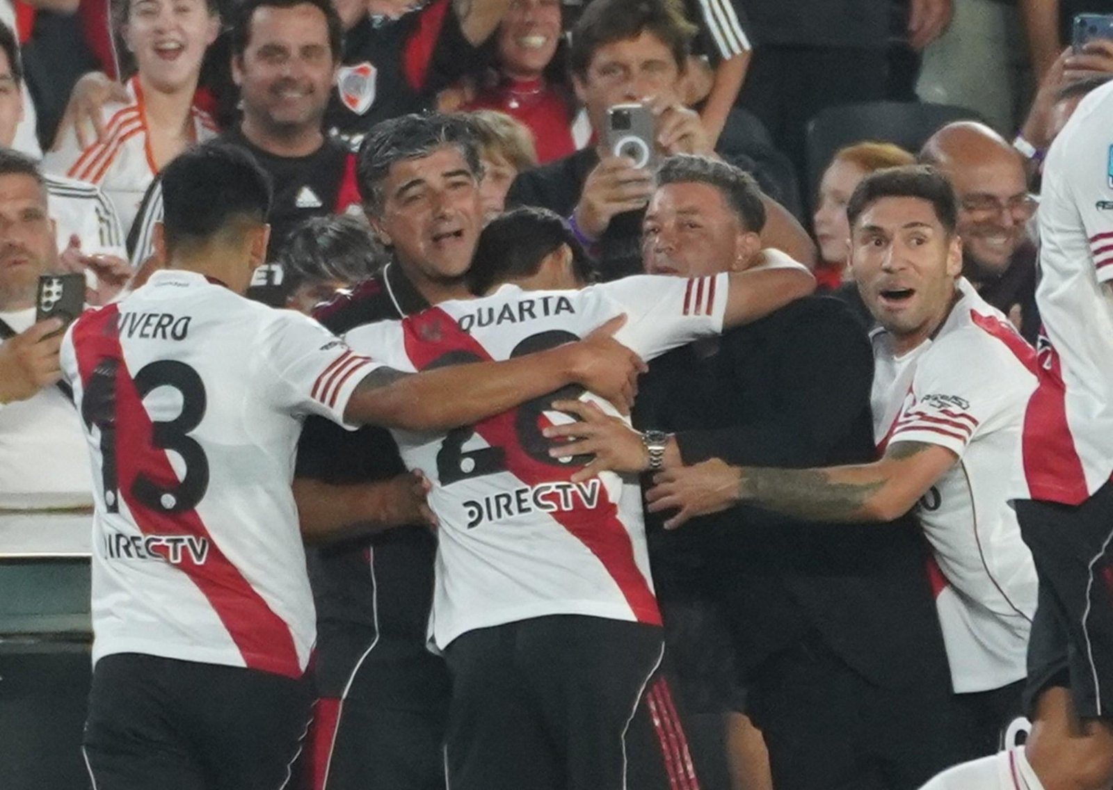 Marcelo Gallardo se despidió de River con un triunfo sobre Banfield en una noche cargada de nostalgia en el Monumental