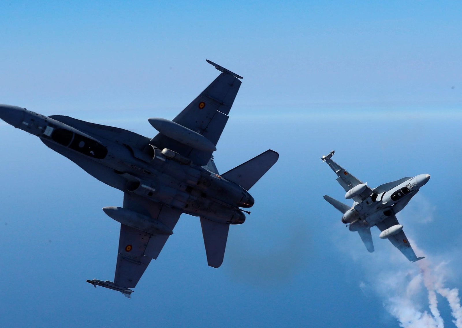 Irán anunció que derribó tres cazas de Estados Unidos, pero el Pentágono se lo atribuyó a "fuego amigo" de Kuwait