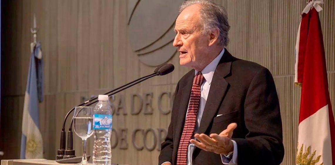 Tagle: "Tienen que bajar los impuestos para que las empresas puedan competir”