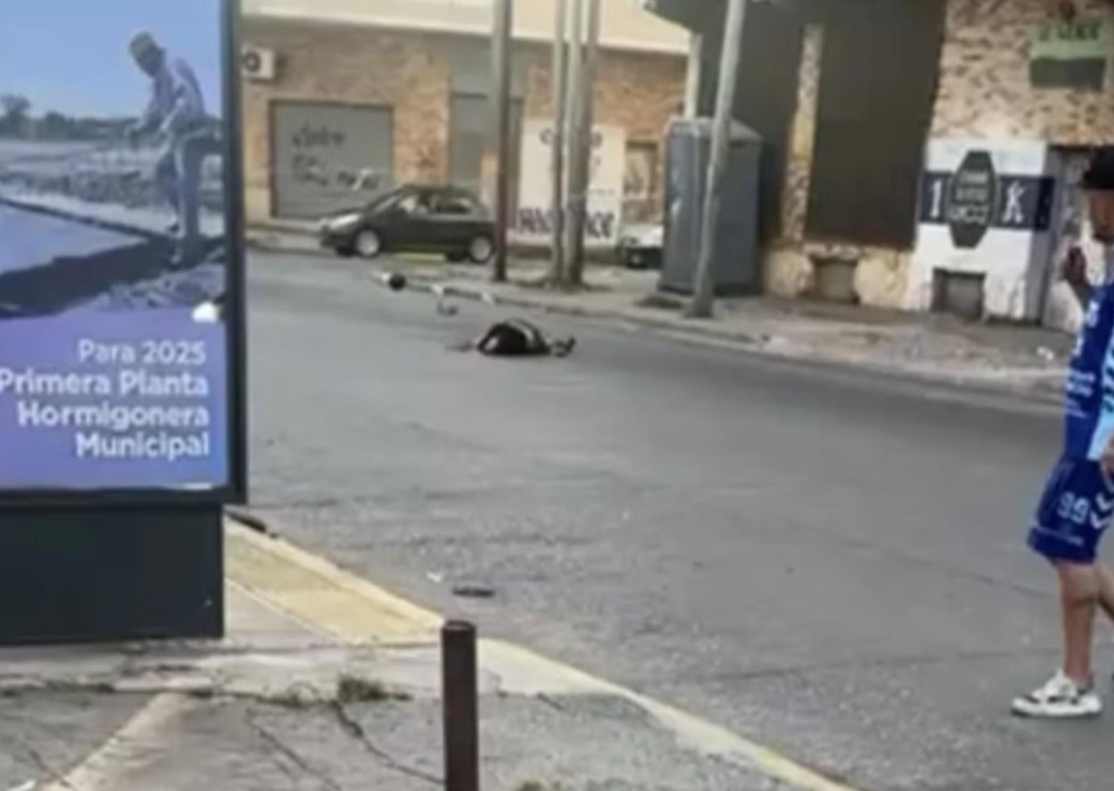 Un motociclista murió degollado por una soga que cruzaba la calle en Quilmes: la habían puesto para cerrar el paso por las murgas