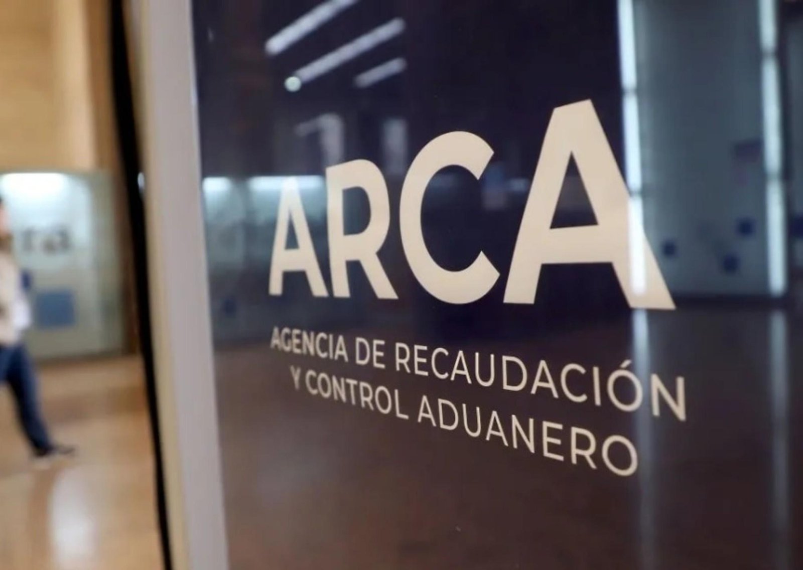 Negociados con el dólar: ARCA denunció a dos empresas ligadas a Pablo Toviggino por retención indebida de aportes