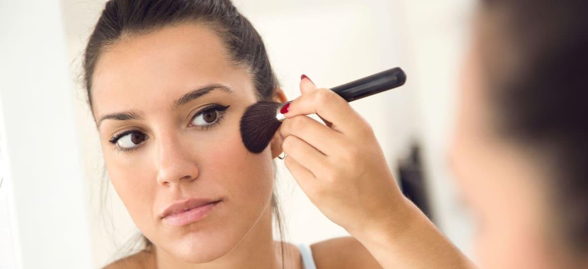 Imperdible | Estos nuevos polvos de maquillaje de Mercadona dejan la piel perfecta: eliminan imperfecciones y disimulan los poros